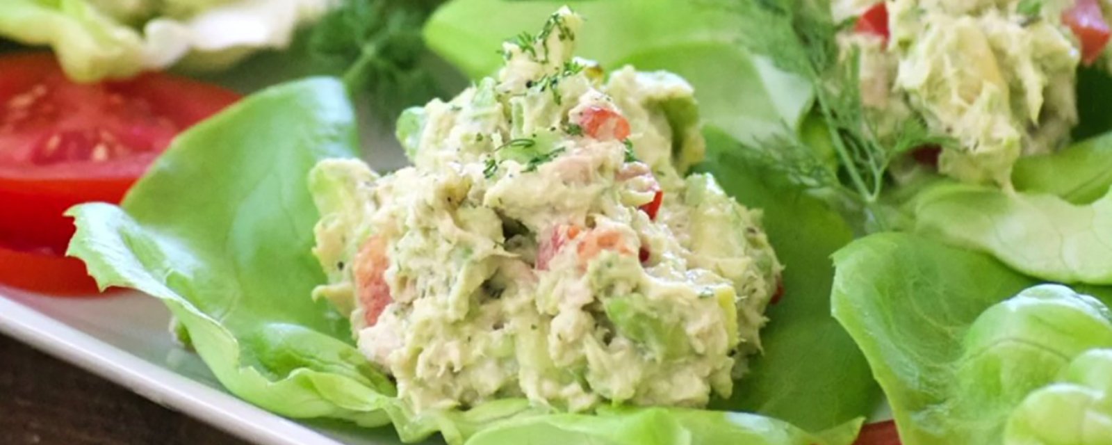 Salade de thon et avocat, une entrée qui fait toujours bonne impression