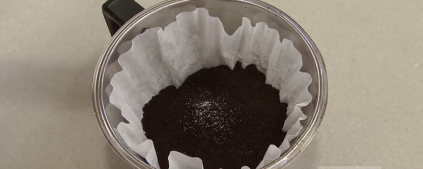 Du sel dans le café l