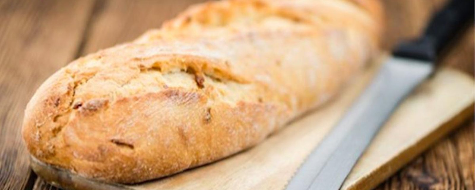 Recette réconfort: une baguette de pain sans pétrissage