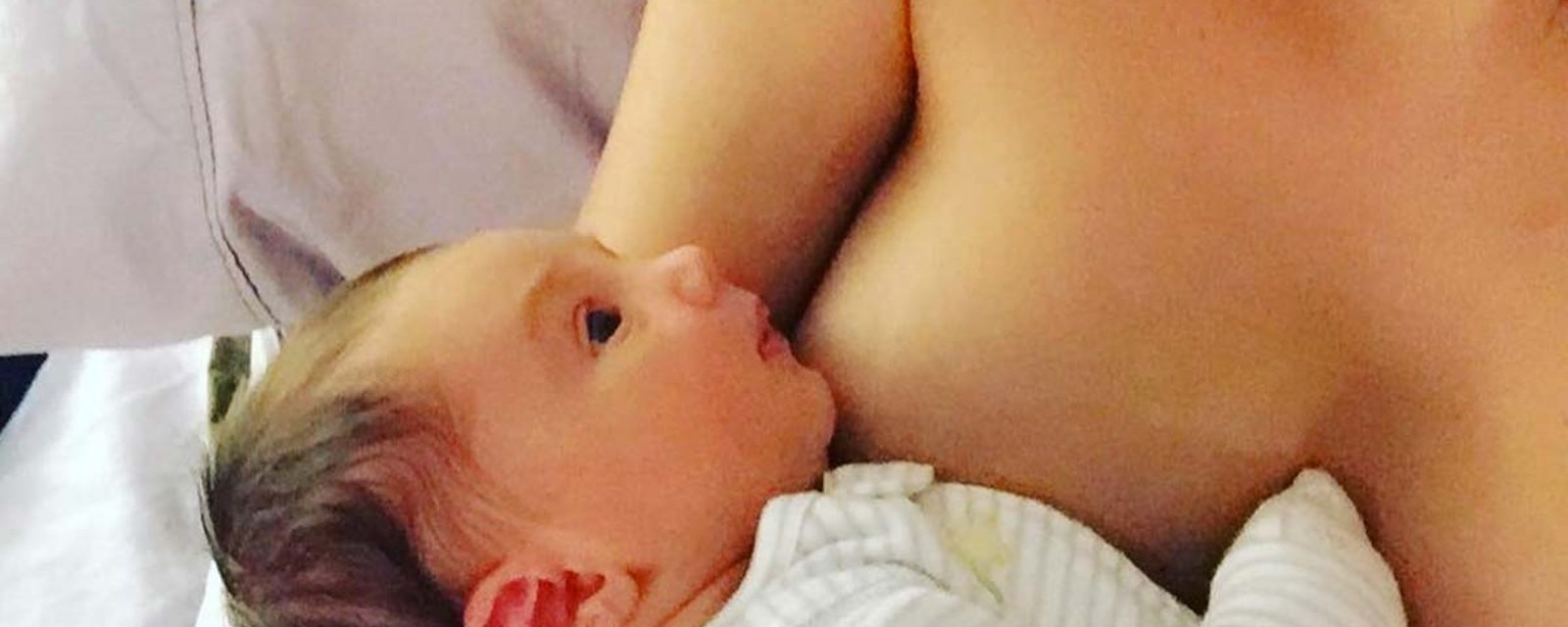 Allaiter avec des faux seins: une célébrité québécoise se confie!