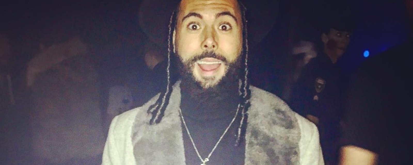 Un ex-académicien change de look complètement! 