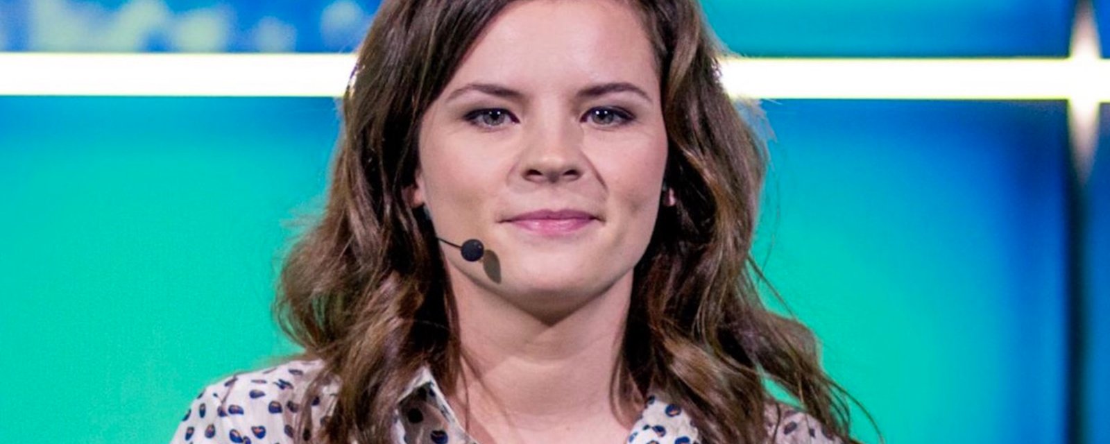 Un actrice québécoise dévoile son ventre de femme enceinte! 