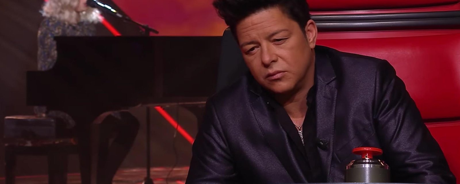 Un coach de La Voix face à un choix déchirant...