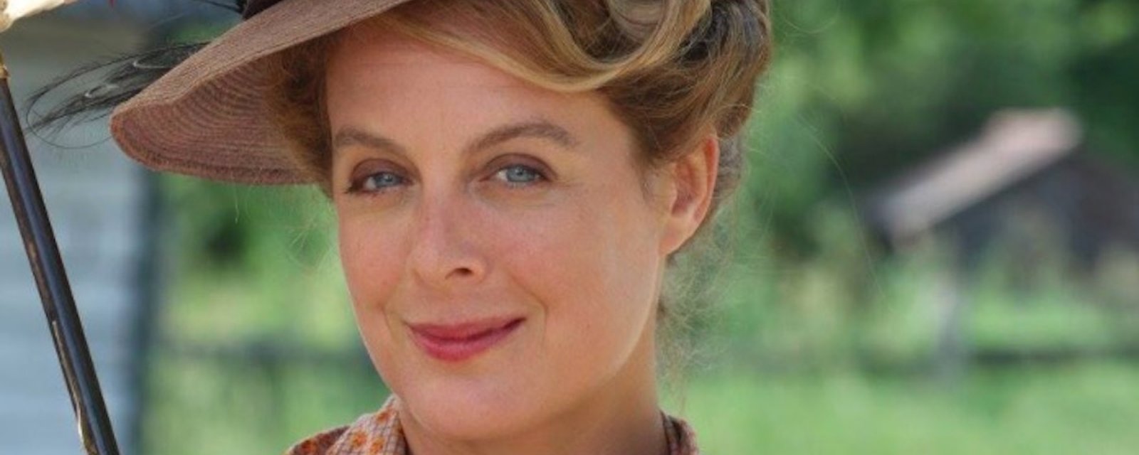 Julie Le Breton nous présente sa mère... WOW! 