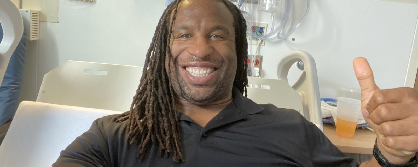 Georges Laraque va beaucoup mieux et il a eu la permission de quitter l'hôpital pour rentrer chez lui