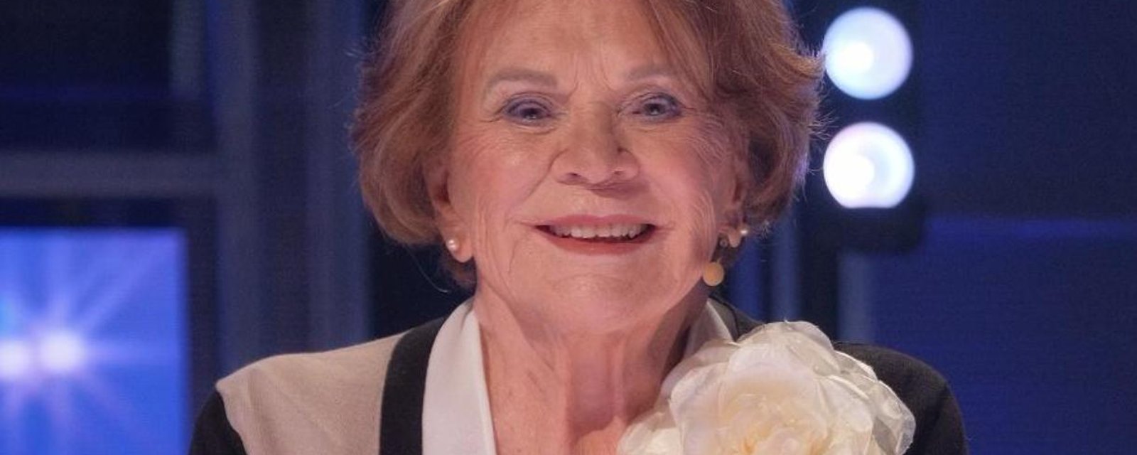 À 95 ans, Janette Bertrand émeut le public sur le plateau d'En direct de l'univers