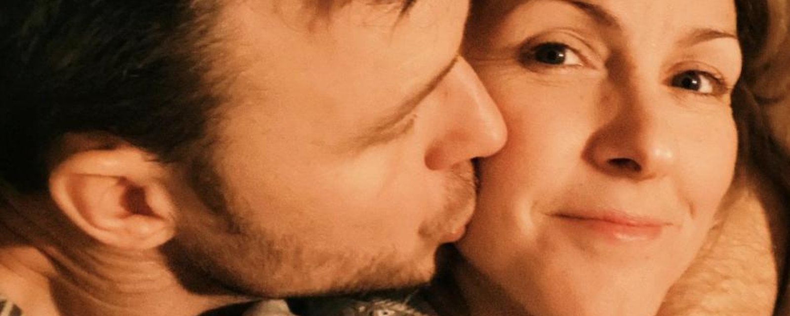 Raphaëlle, la fille de Véronique Cloutier, vole la vedette sur une nouvelle photo professionnelle