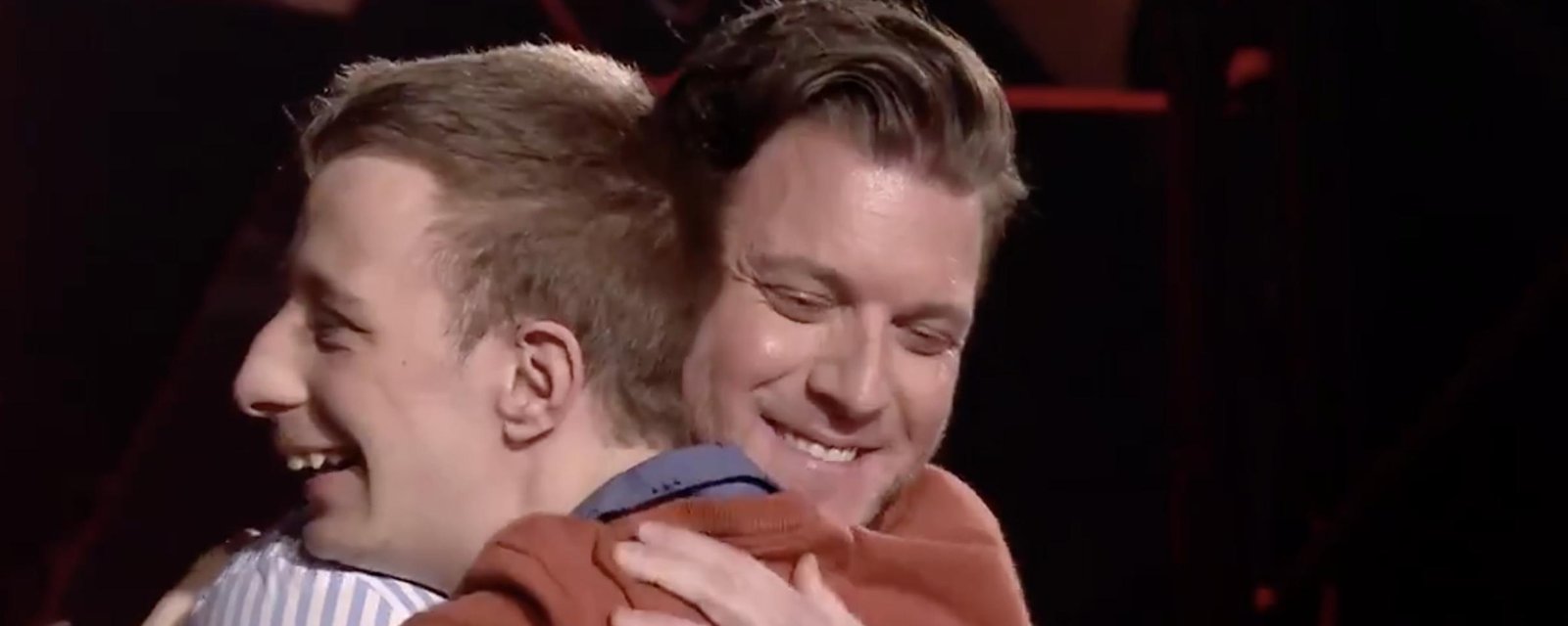 Mathieu Baron se fait surprendre par son frère, en direct, à La semaine des 4 Julie