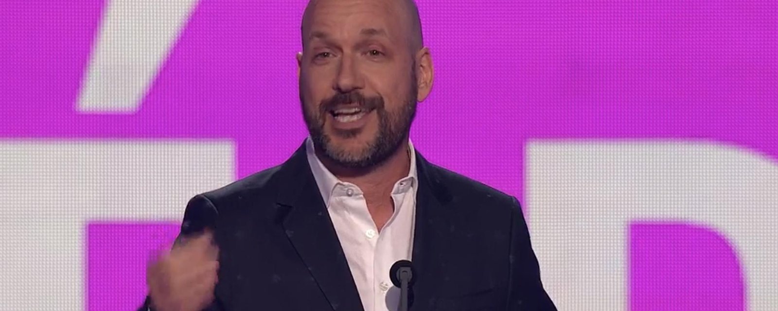 Martin Matte crée un beau malaise en direct au Gala Artis en taquinant Guylaine Tremblay