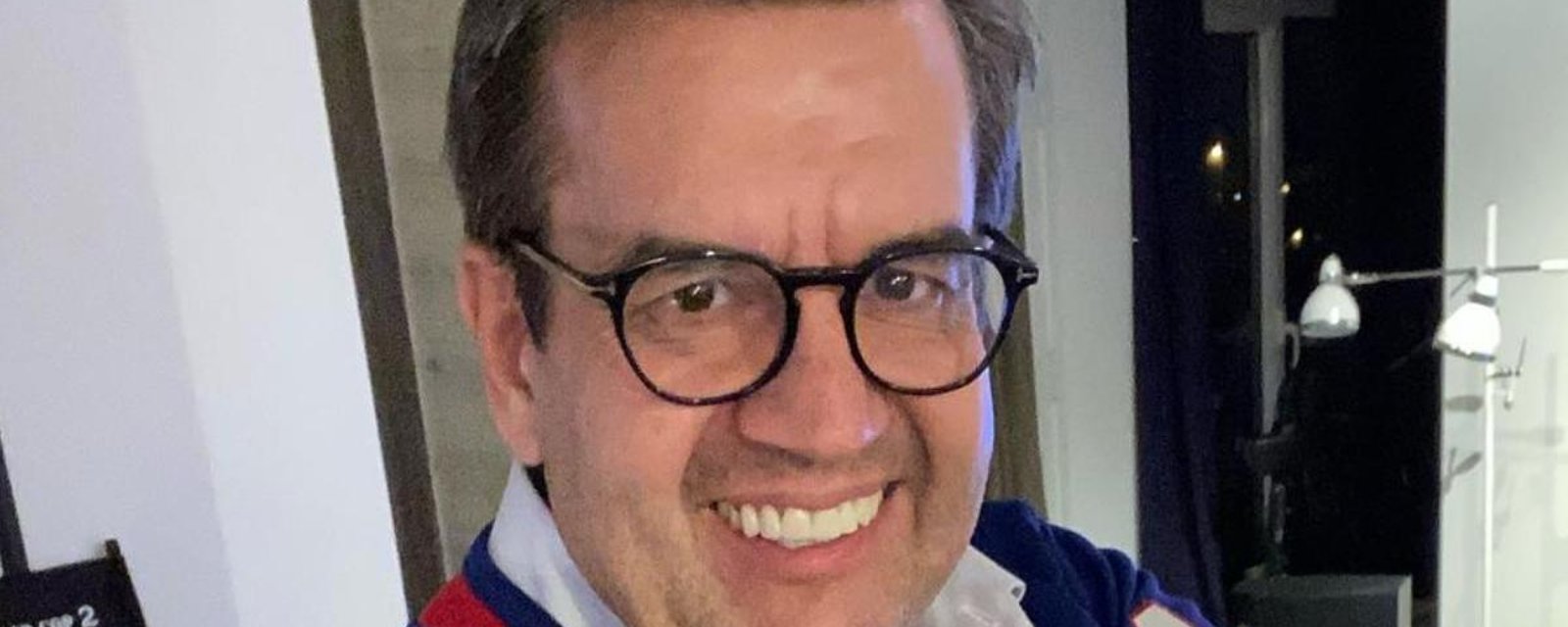 Denis Coderre très amoureux sur une photo avec Mélanie Savard, la veuve de Patrick Bourgeois