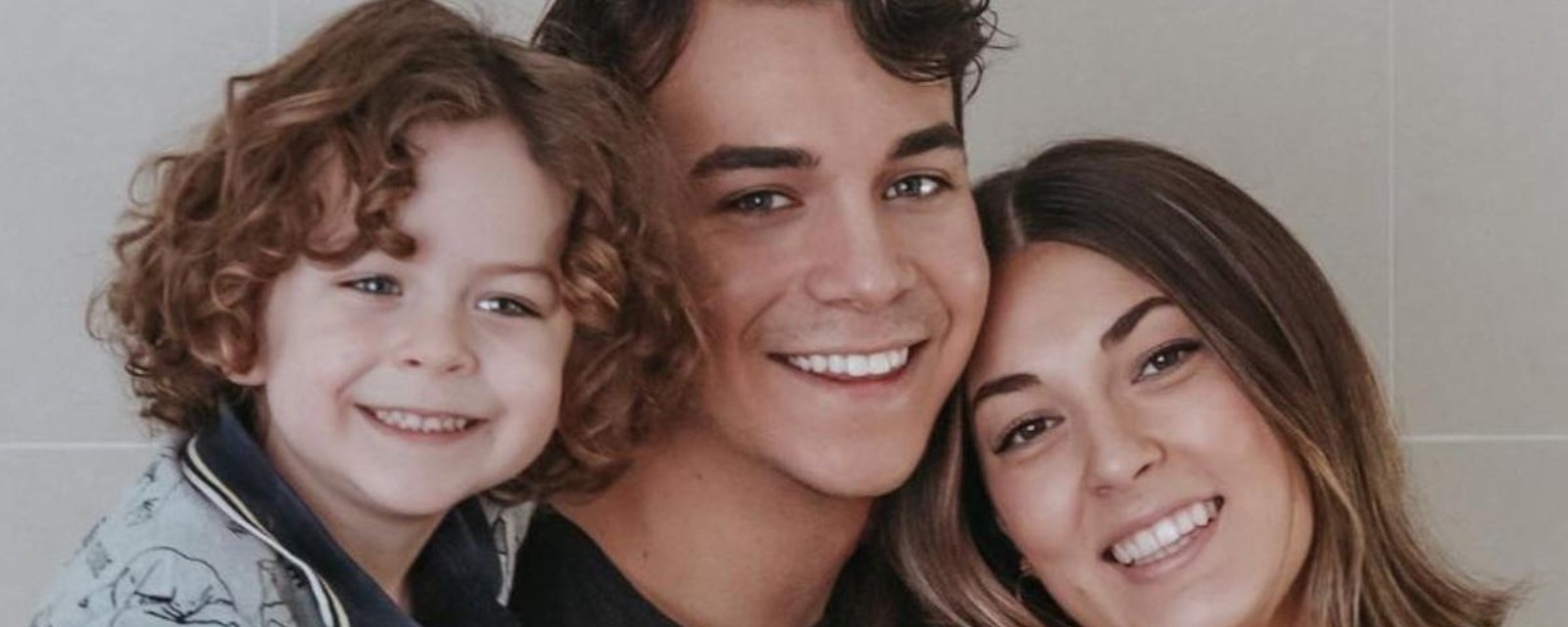 William Cloutier profite d’un spa avec toute sa petite famille et ils sont craquants