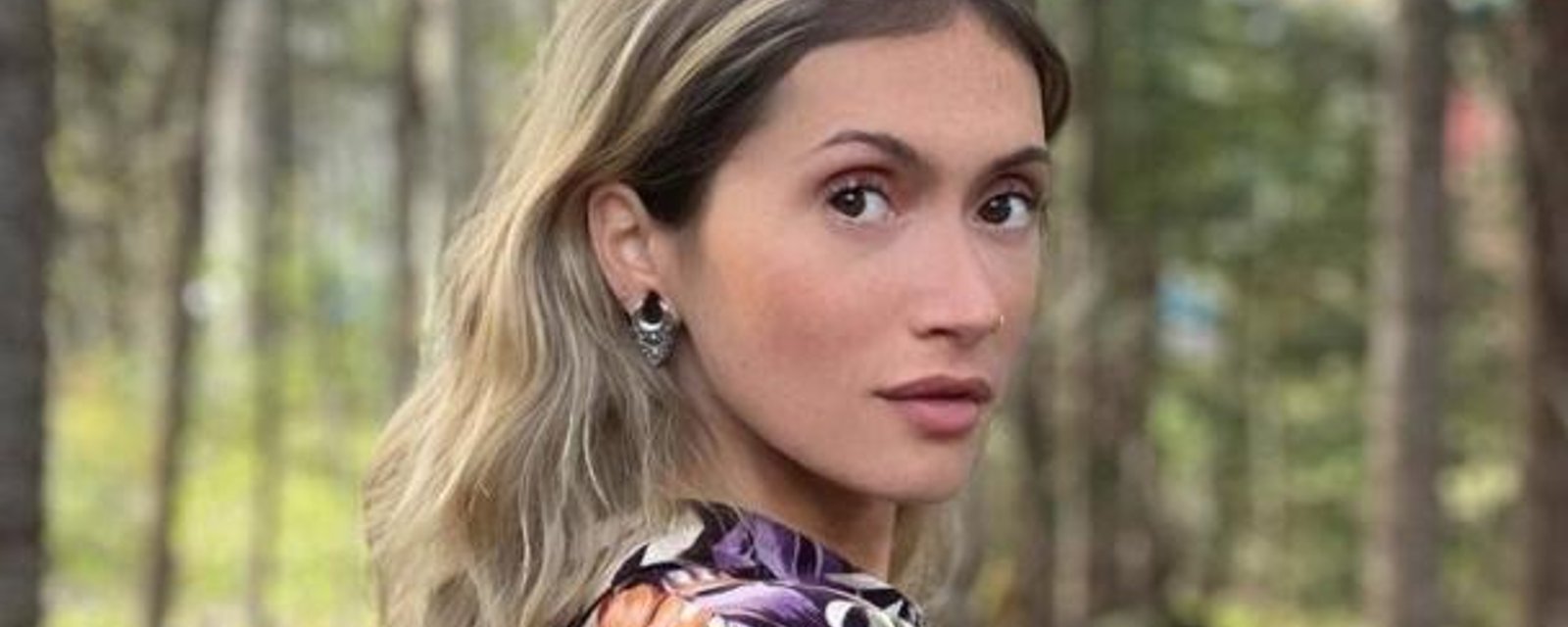 Lysandre Nadeau plus rayonnante que jamais pour célébrer sa sobriété