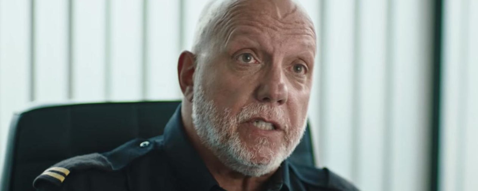 On sait maintenant pourquoi Denis Bernard a perdu un sourcil