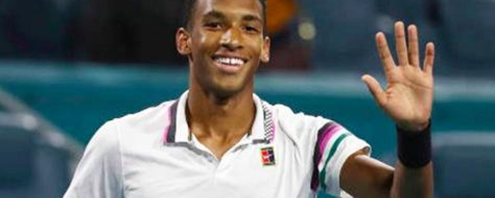 Félix Auger-Aliassime présente sa nouvelle blonde et elle est absolument renversante!