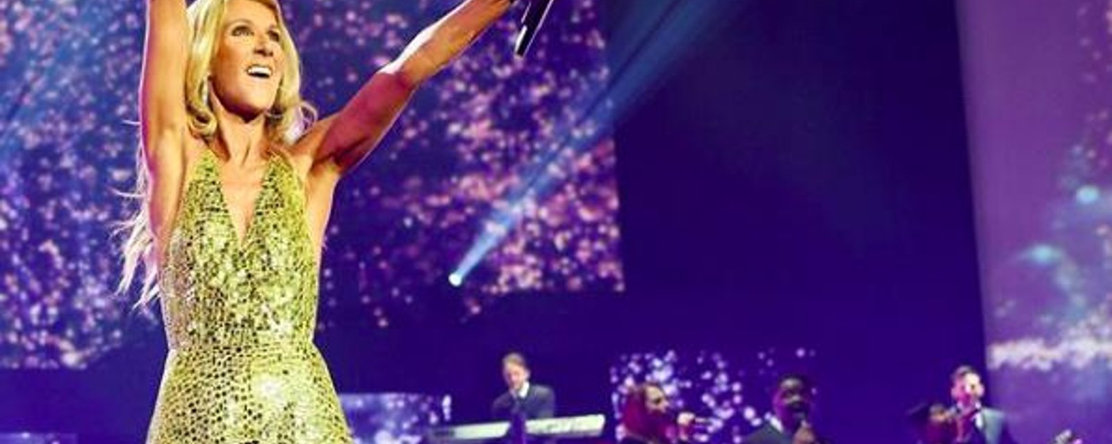 Céline Dion épate la galerie avec sa tenue la plus sexy et excentrique à ce jour
