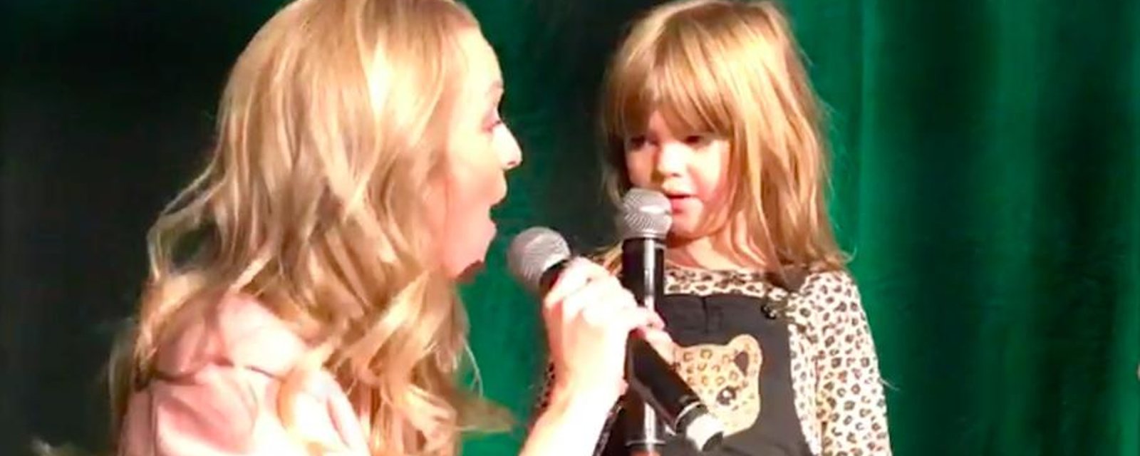 À VOIR: Annie Villeneuve chante en duo avec Florence, la fille de Patricia Paquin