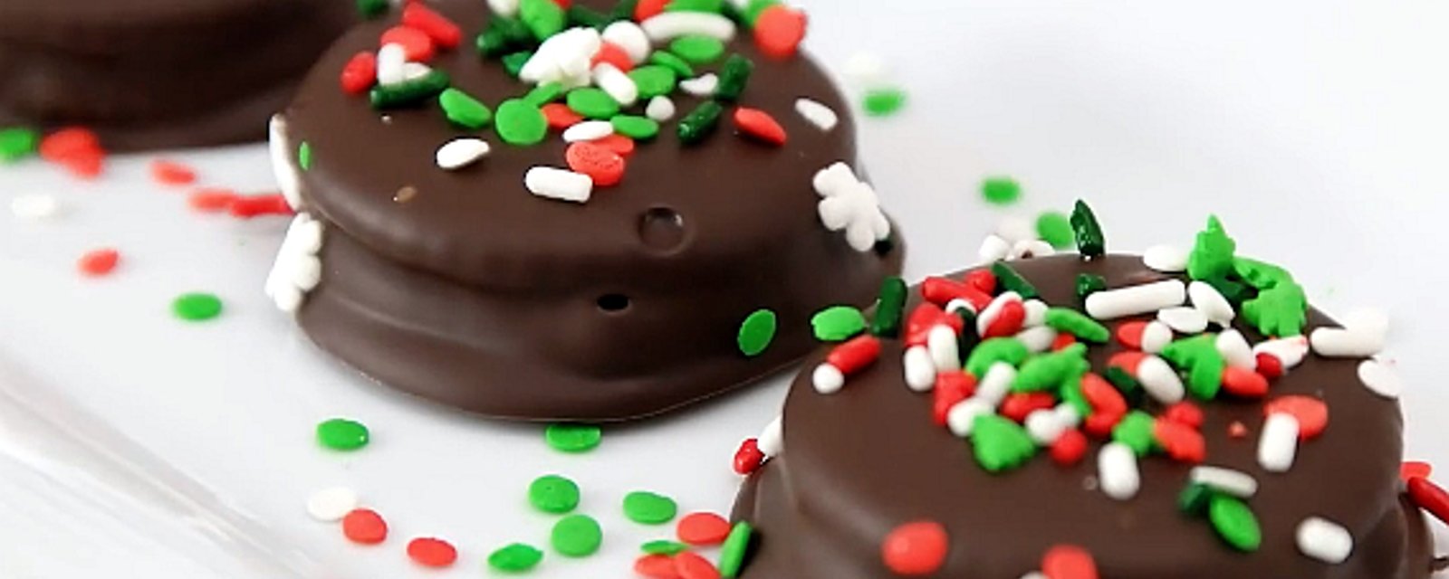 Biscuits au beurre d'arachide et au chocolat sans cuisson