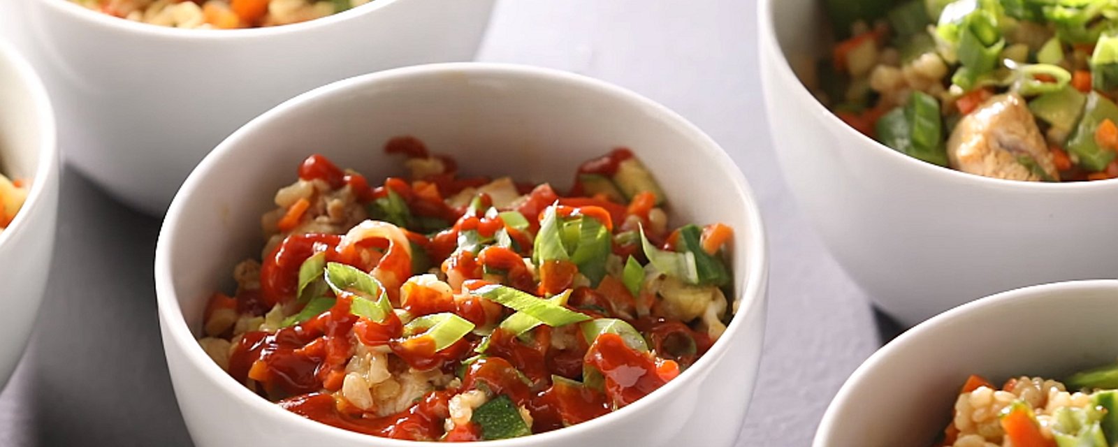 Riz au poulet et aux légumes frais