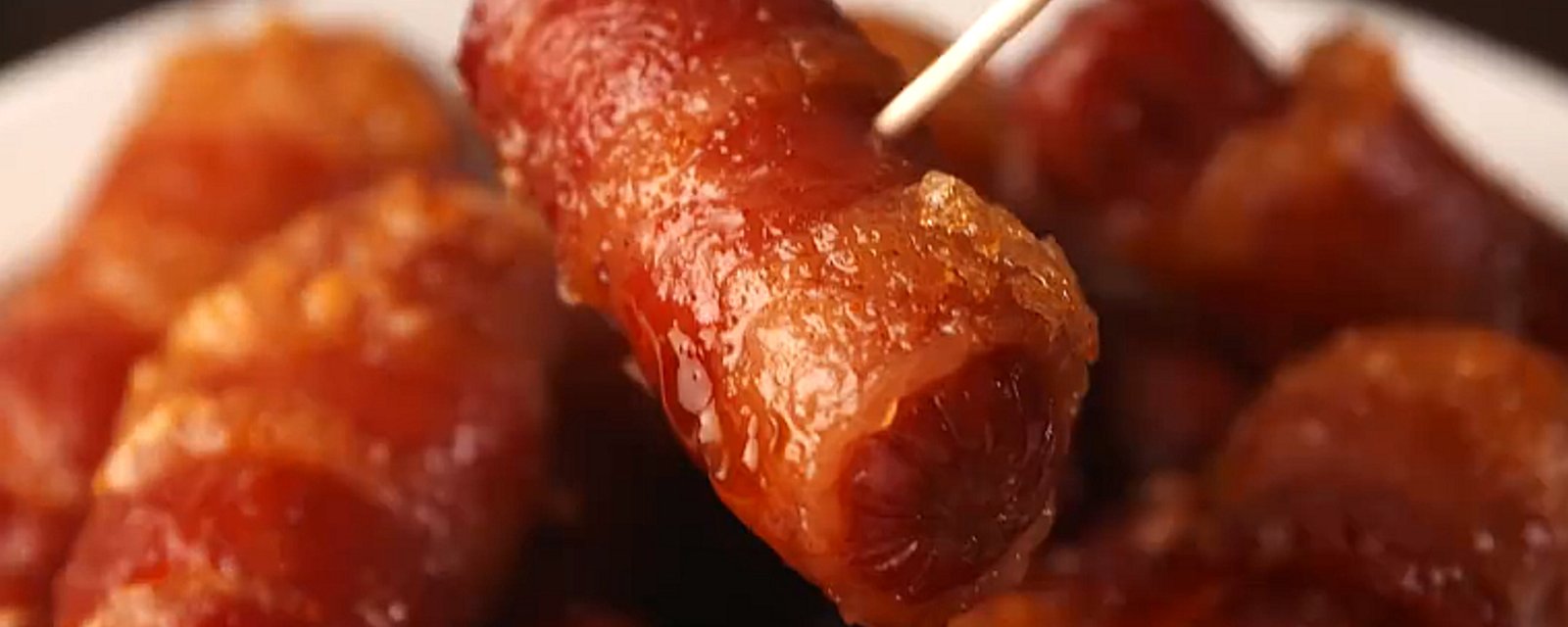 Saucisses cocktail au bacon et à l'érable