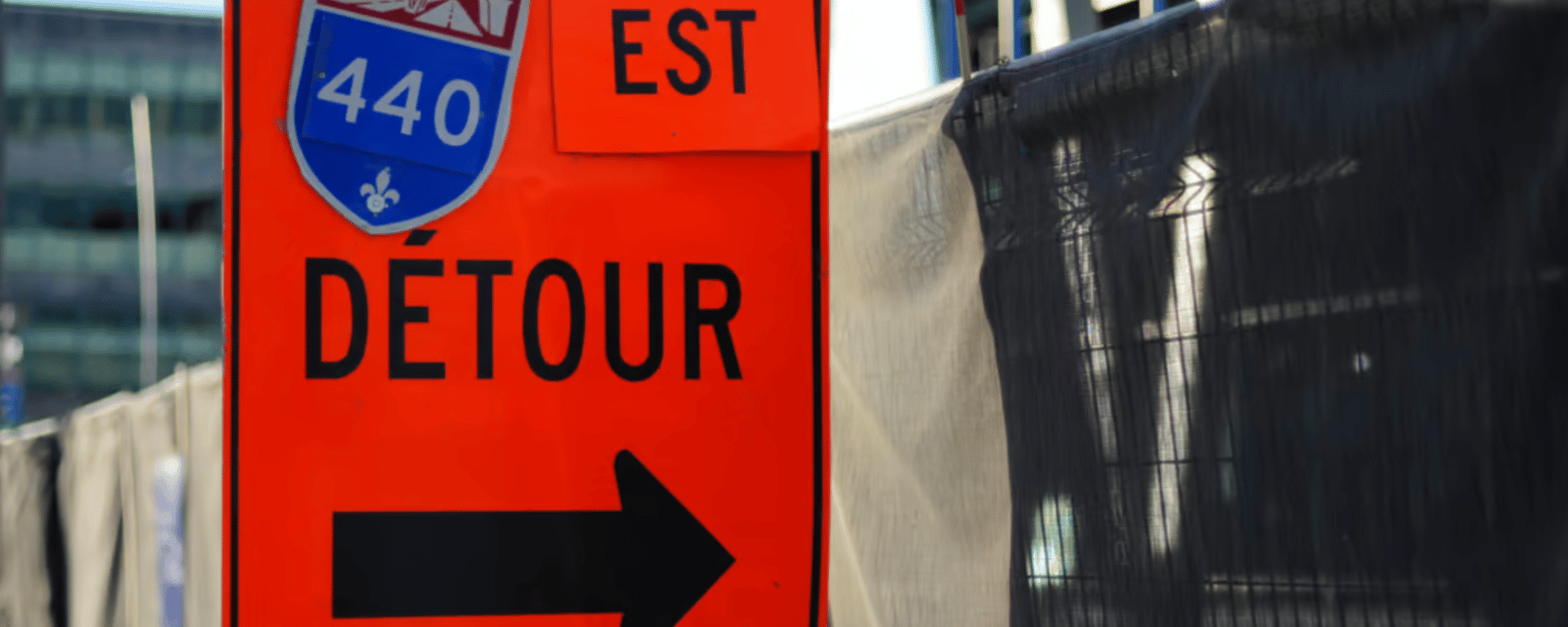 Fermeture complète de l'autoroute 440 dans les deux directions. 