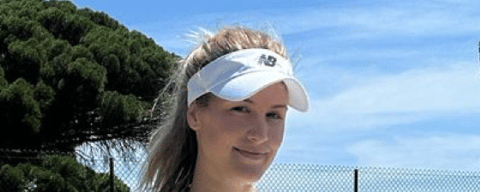 La tenue d'Eugenie Bouchard en laisse peu à l'imagination lors de son entraînement