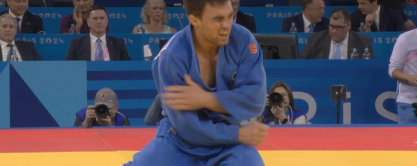 Un judoka victime d'une horrible blessure en célébrant sa médaille aux Jeux Olympiques de Paris