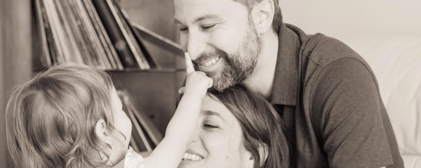 Gabriel Nadeau-Dubois publie une magnifique photo de famille pour souligner une grande annonce