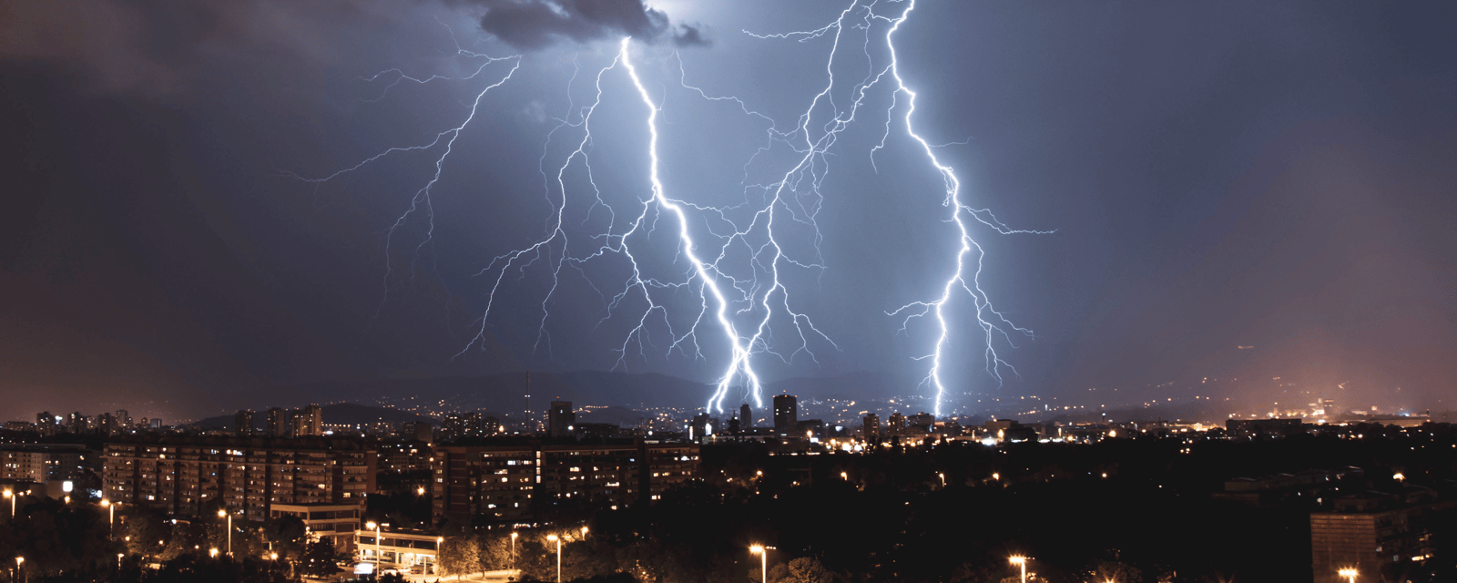 De puissants orages menacent de gâcher la journée et la soirée de nombreux Québécois 