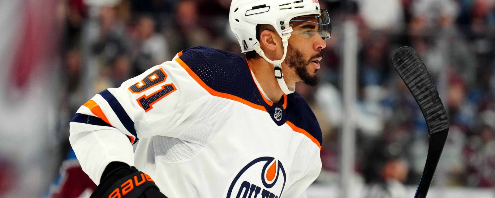 Evander Kane signe un nouveau contrat en pleine nuit!