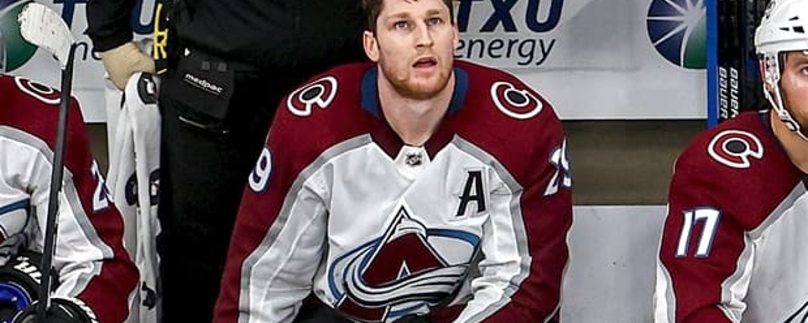 Nathan MacKinnon devient le joueur le mieux payé de toute la LNH!