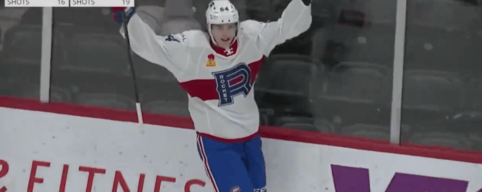 David Reinbacher marque un but à son premier match avec le Rocket