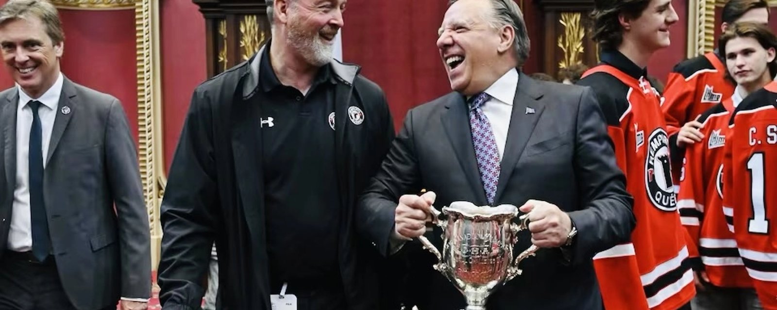 Patrick Roy vit un moment cocasse à l'Assemblée nationale 