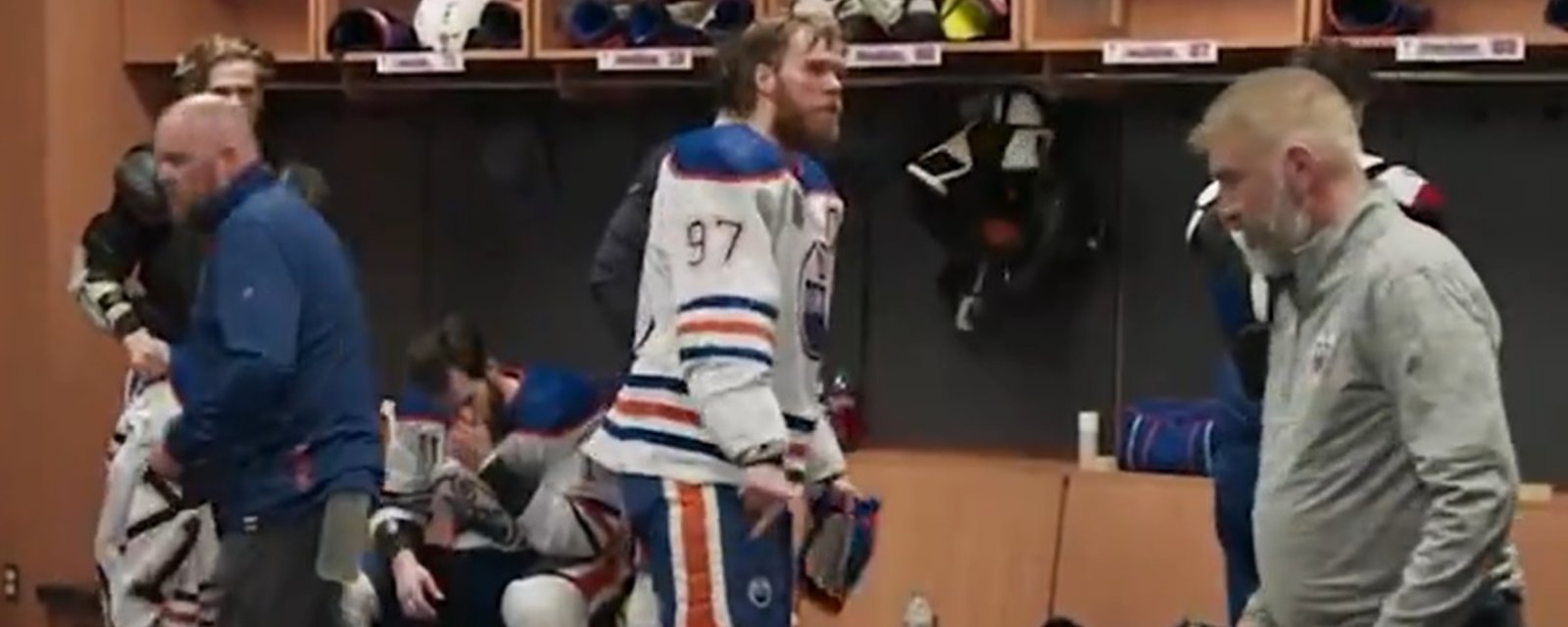 Une vidéo de coulisses dévoile comment Connor McDavid a réveillé son équipe en finale