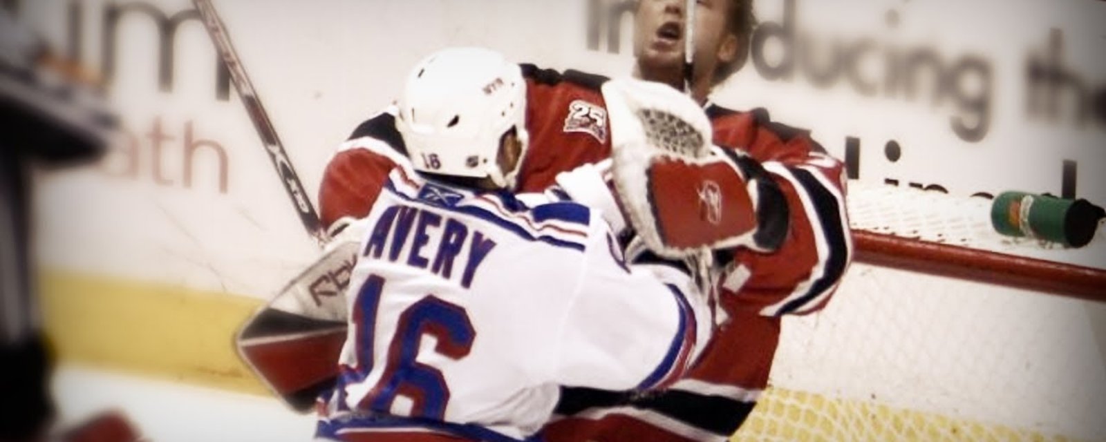 Sean Avery explique ce qui s'est passé lorsqu'il a dérangé et provoqué Martin Brodeur lors des séries 2008