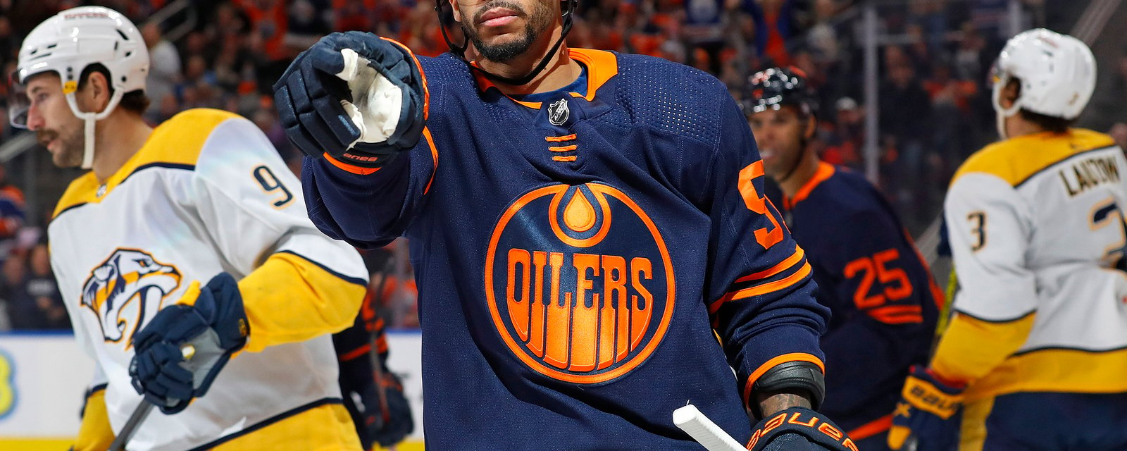 Evander Kane est forcé de quitter temporairement les Oilers