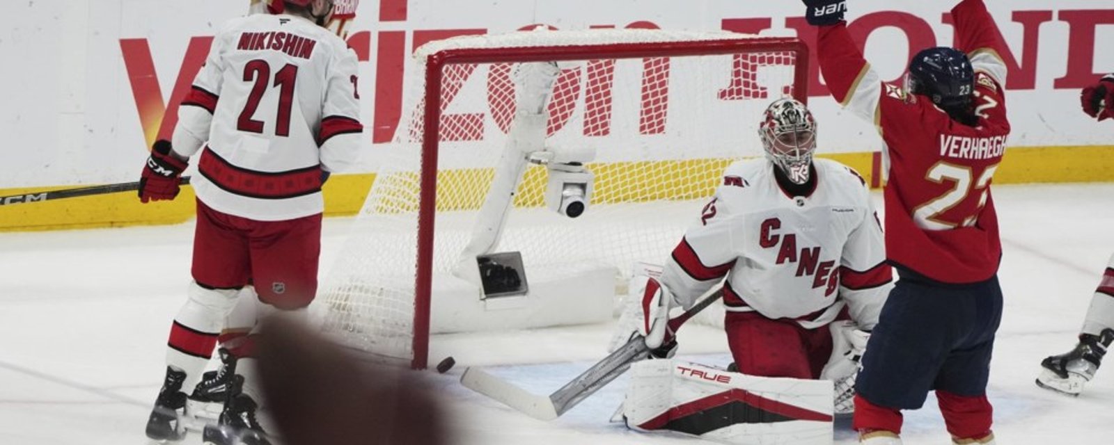 Le monde du hockey n'est pas tendre envers les Hurricanes et leur gênante performance