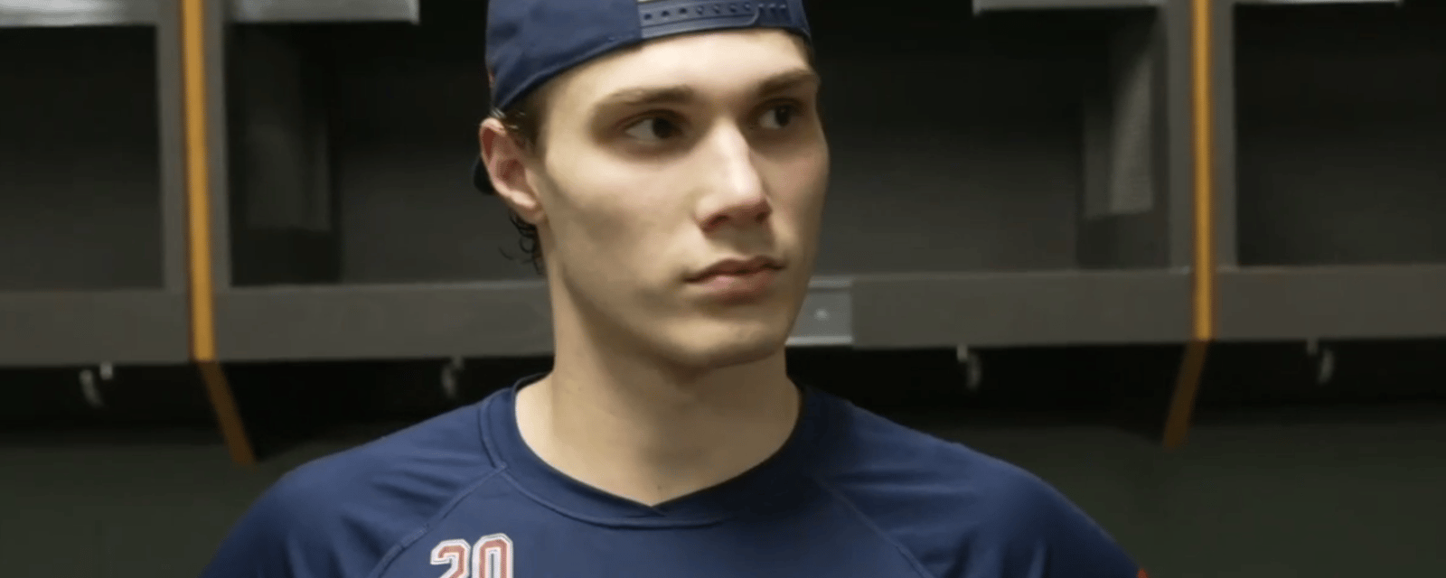 Juraj Slafkovsky réagit à Martin St-Louis qui l'a laissé sur le banc hier soir