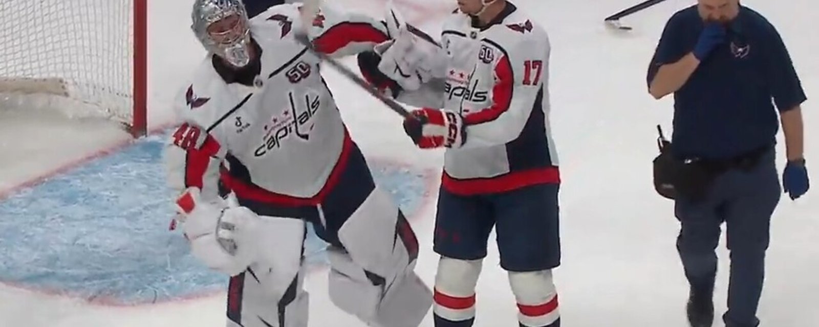 Logan Thompson est de retour devant la cage des Capitals