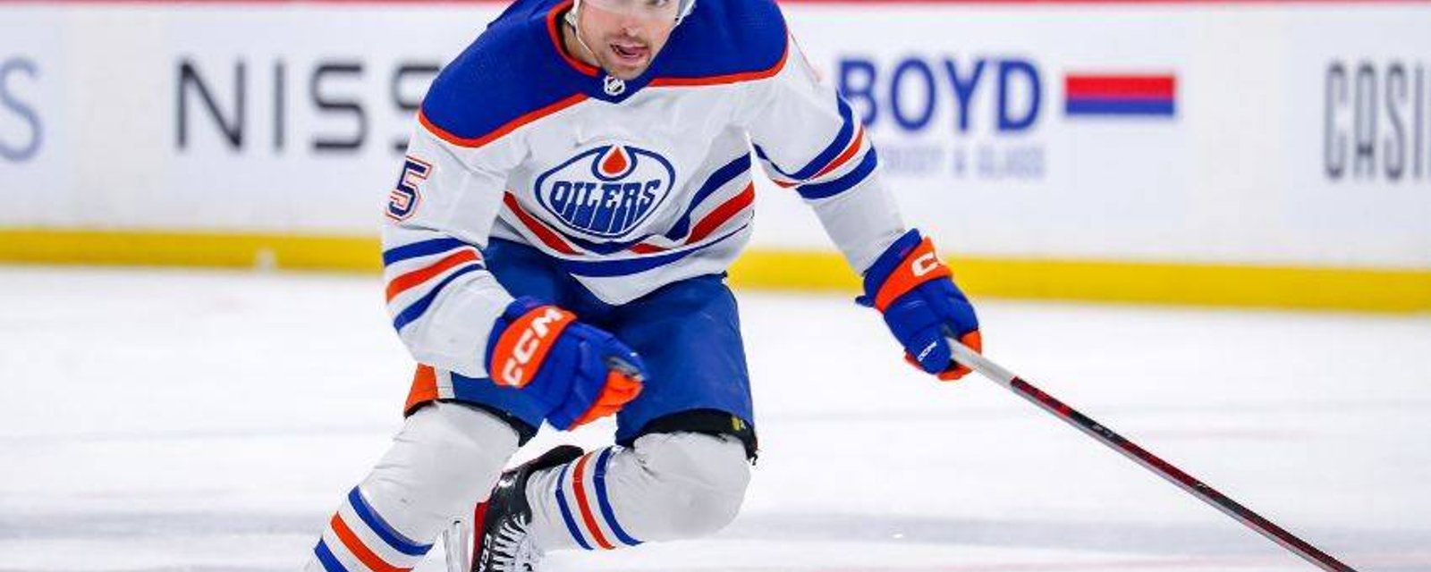 Les Oilers échangent Cody Ceci