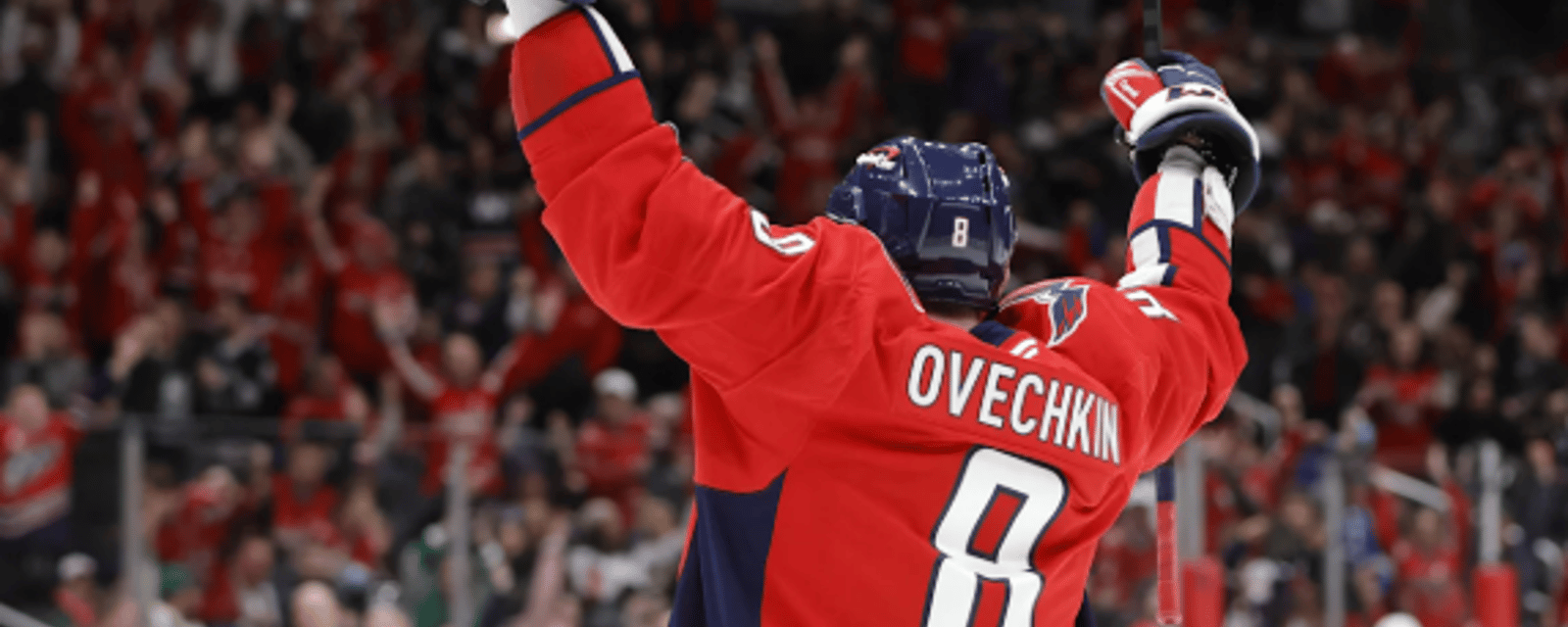 Alex Ovechkin inscrit son 32e tour du chapeau en carrière et s'approche dangereusement du record de Wayne Gretzky