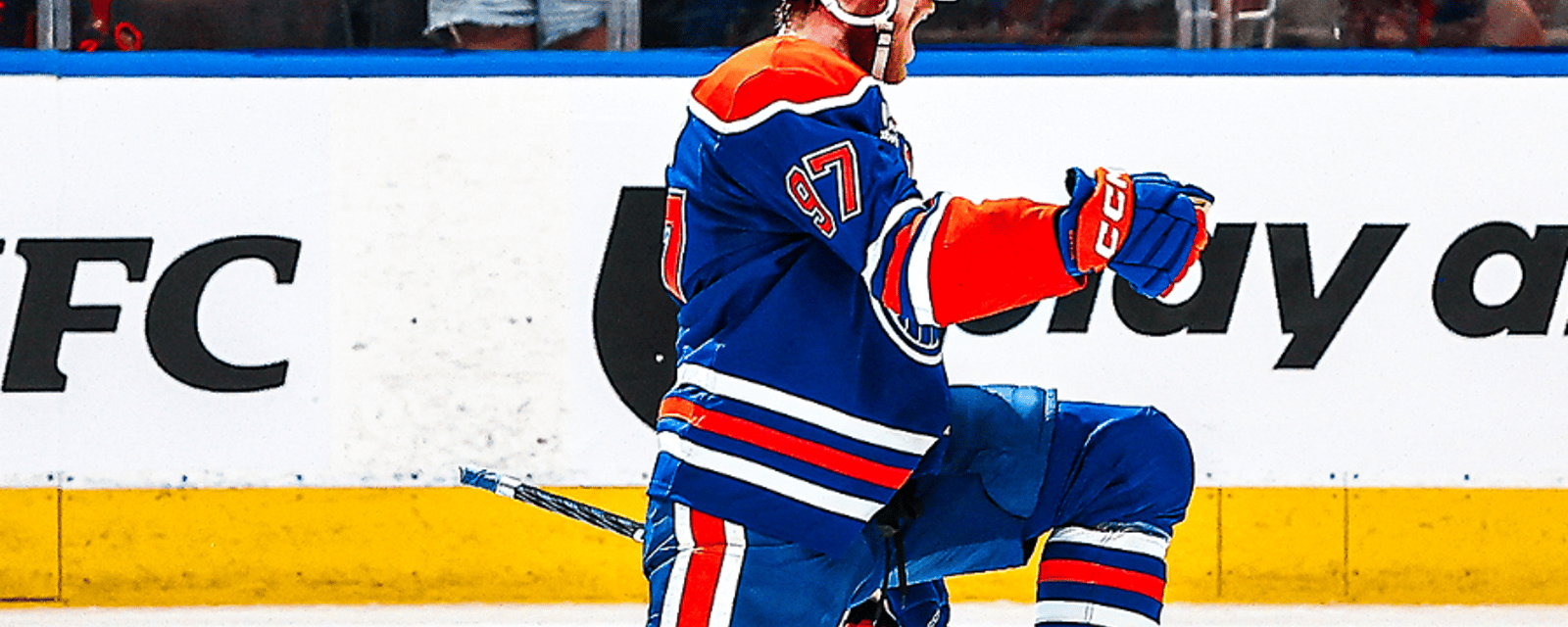 Connor McDavid prend les choses en main et les Oilers donnent une raclée aux Stars