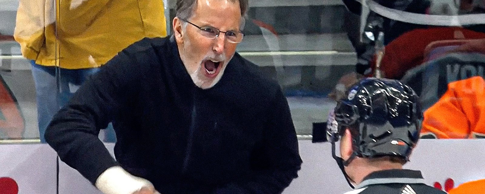 Le patron des Flyers lance un message clair à John Tortorella après les événements d'hier