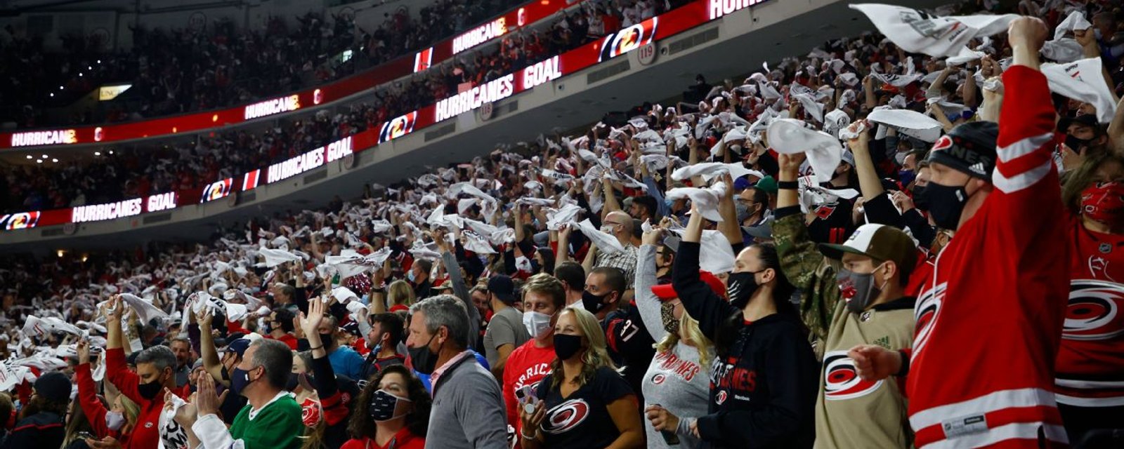 Les Hurricanes veulent empêcher les fans des Rangers d'assister aux matchs en Caroline