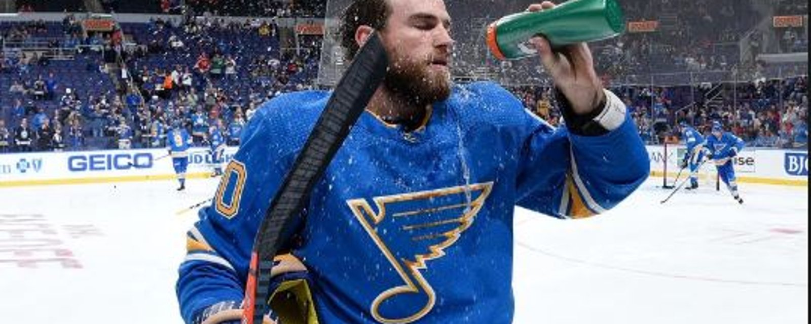 Les Blues échangent Ryan O'Reilly dans une transaction à trois équipes!