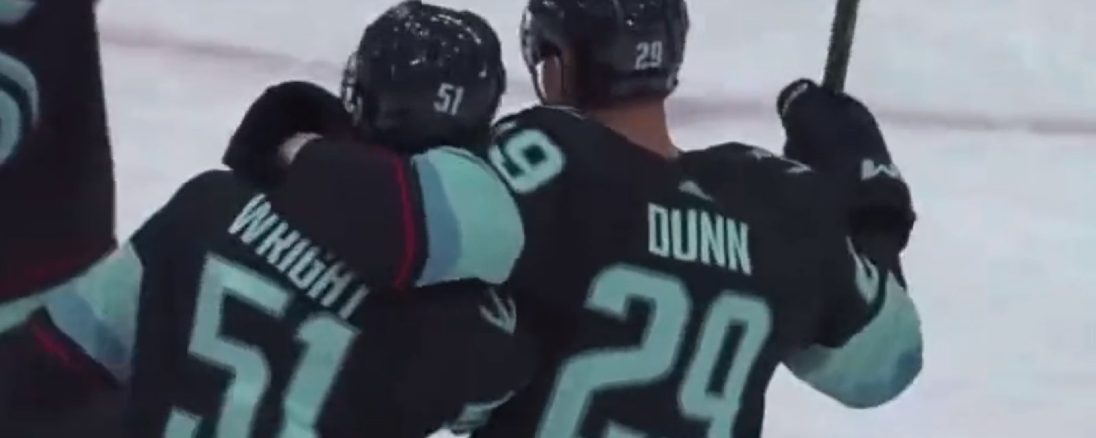 Shane Wright marque son premier but en carrière face au Canadien 