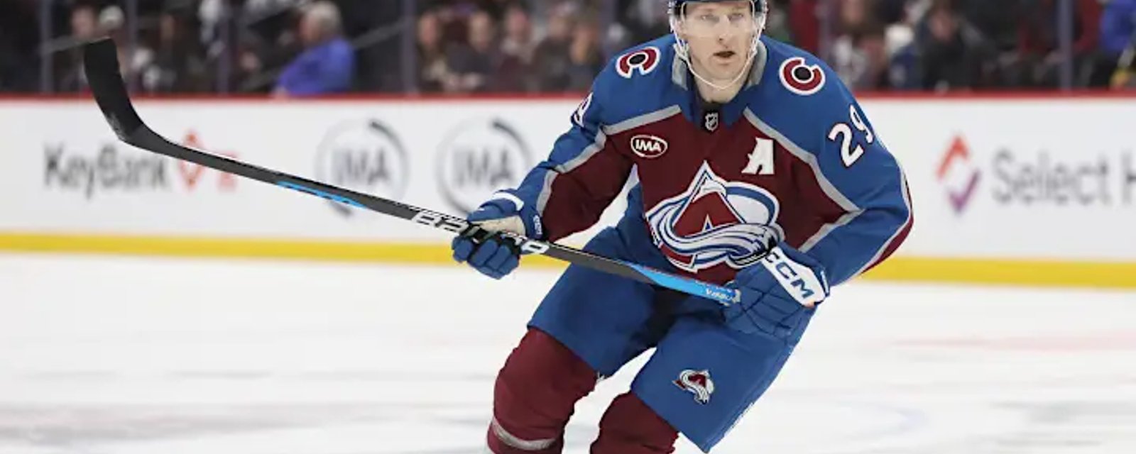 Nathan MacKinnon est le premier à atteindre le plateau des 100 points