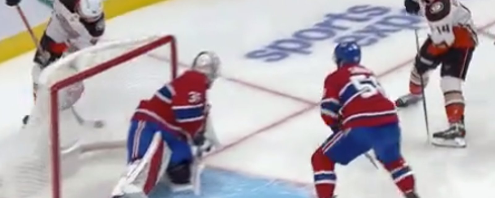 VIDÉO | Trevor Zegras marque un des plus beaux buts de l'année contre le Canadien