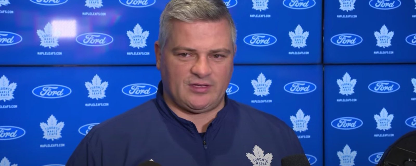 Sheldon Keefe qualifie de distraction la course aux 70 buts d'Auston Matthews