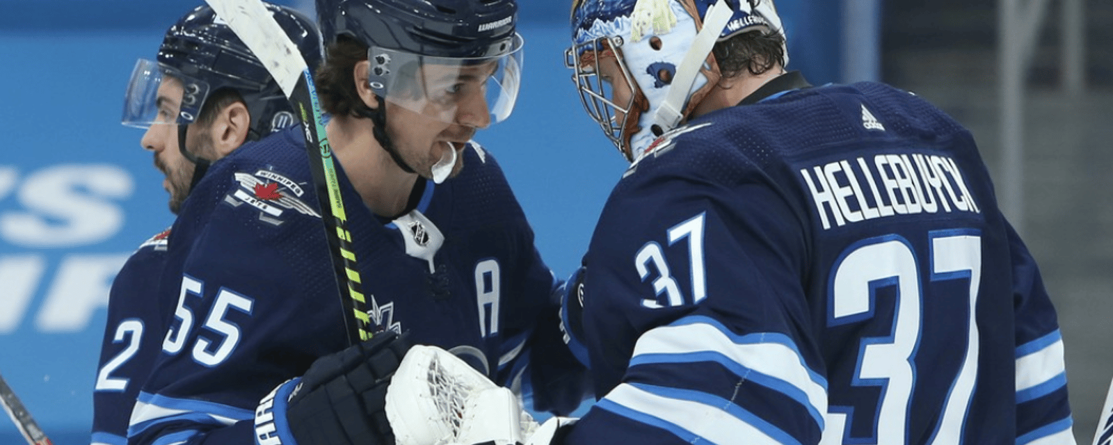 Connor Hellebuyck et Mark Scheifele signent à long terme avec les Jets