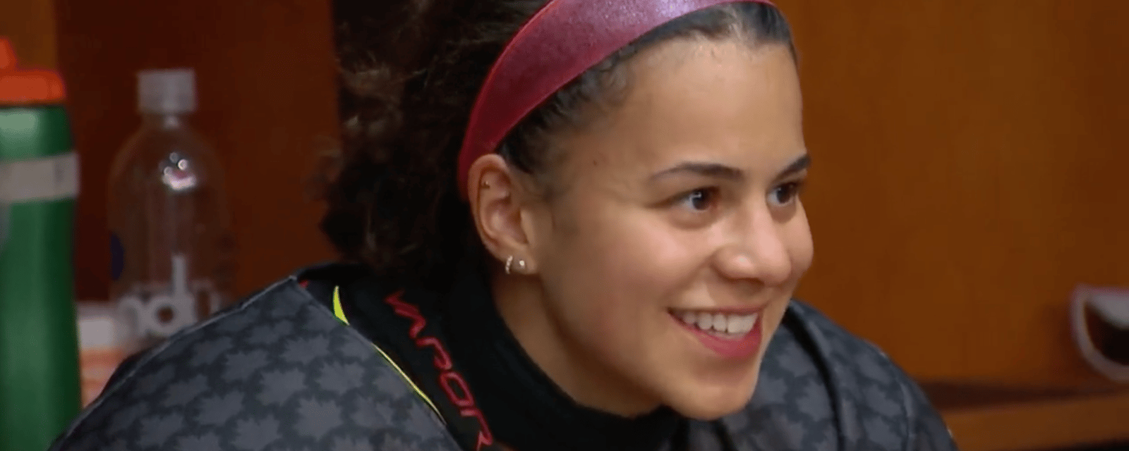 La fille de Jarome Iginla impressionne grâce à son superbe but!